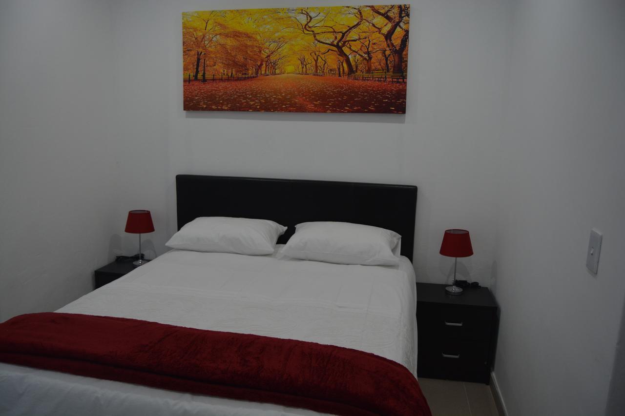 Fama Rm13 2* Cape Town